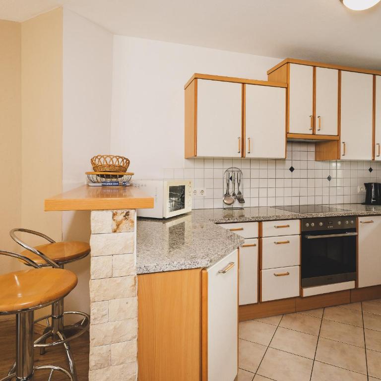Chalet Nathalie by we rent, SUMMERCARD INCLUDED - Superior Chalet - 4