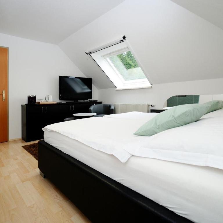 Zimmer u Apartment in Bad Gams Deutschlandsberg - Deluxe Doppel-/Zweibettzimmer - 2