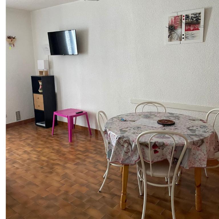 Les logis de Magali les Zodiacs, terrasse, plage à 600m - Apartment mit 1 Schlafzimmer - 3