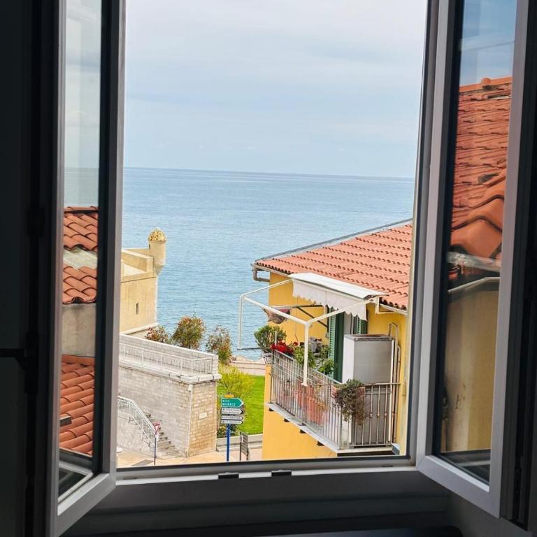 T4 Old Town Menton - Mer-Cœur de la Piétonne - Apartment mit 3 Schlafzimmern - 2