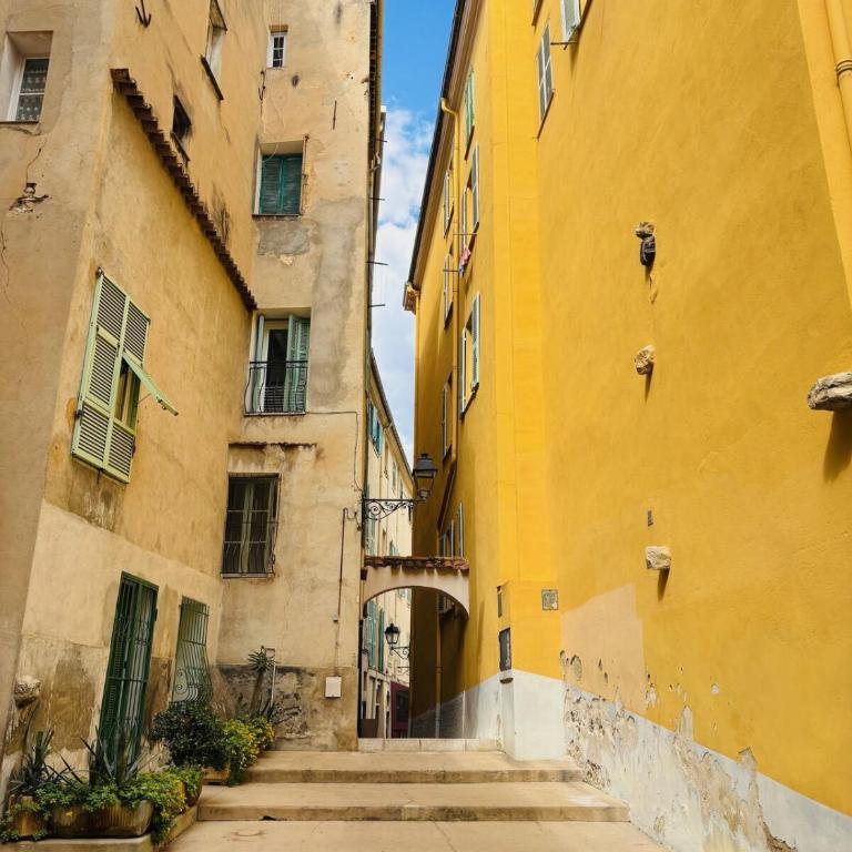 T4 Old Town Menton - Mer-Cœur de la Piétonne - Apartment mit 3 Schlafzimmern - 4