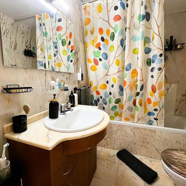 Relax with Ocean Views, Pool, and Garage - Apartment with Sea View - 22