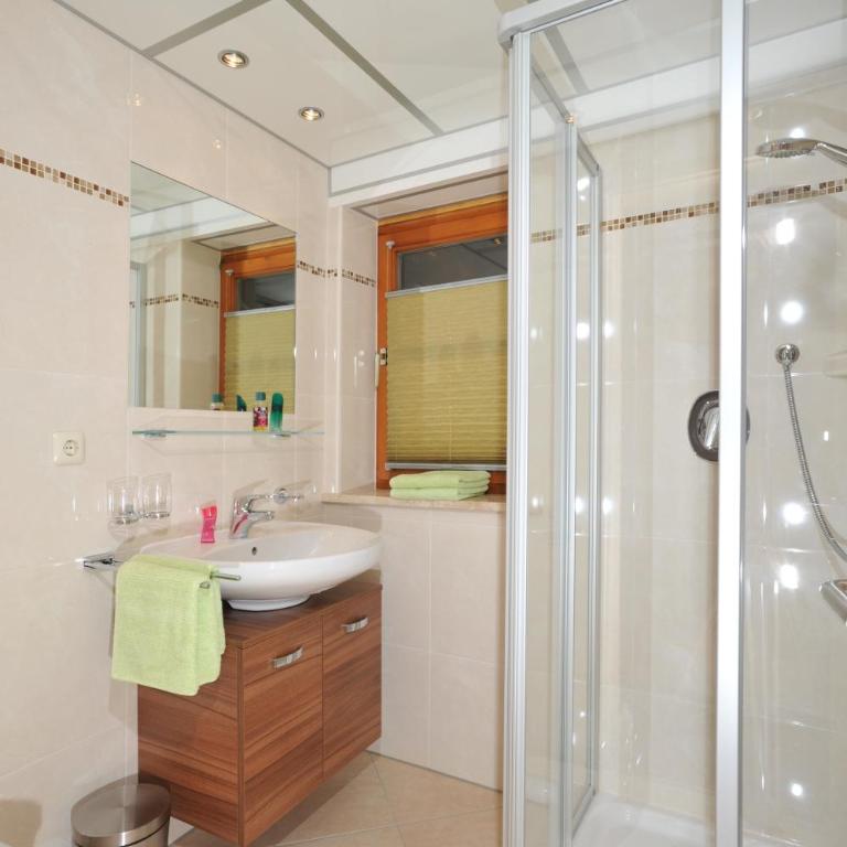 Pension Breitenlohner - Standard Doppelzimmer - 2