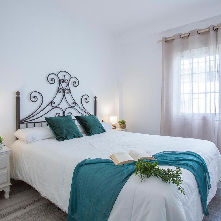 Apartamentos Collado Playa Valdelagrana - Apartamento de 3 dormitorios con vistas al mar - 2