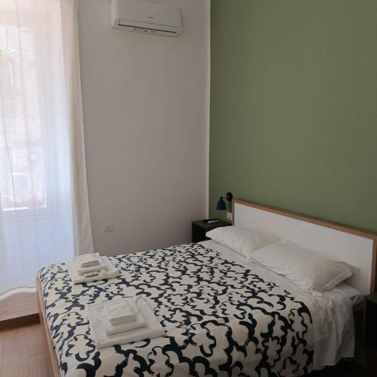 Residence e appartamenti Rosaroll - Camera Matrimoniale con Bagno Privato - 4