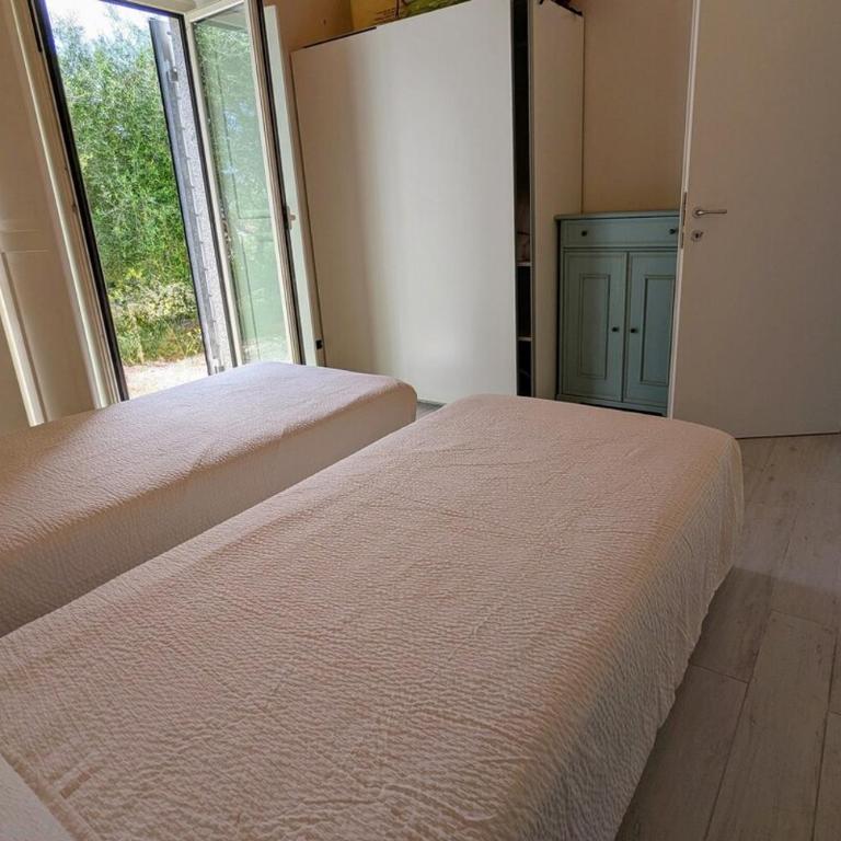 Private Countryside Retreat, Distant Sea View - Villa - 12