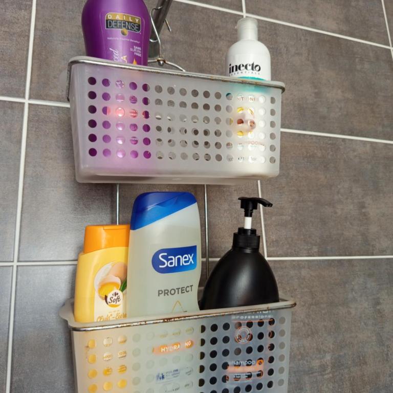 Chambre et salle d'eau dans dépendance 20 m2, vélos - Chambre Double avec Salle de Bains Privative Extérieure - 17