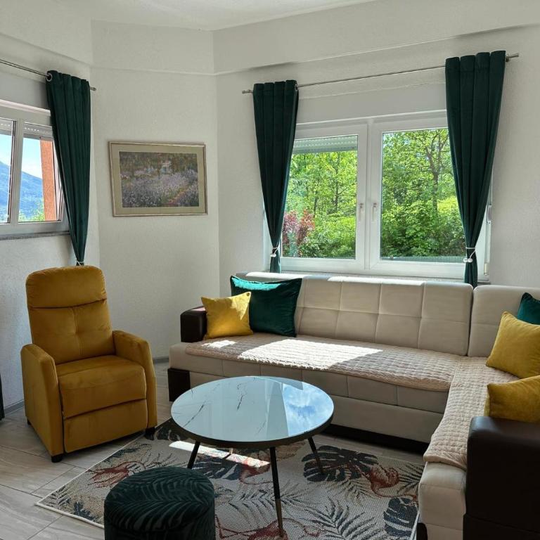 Villa Panorama - Three-Bedroom Villa - 22
