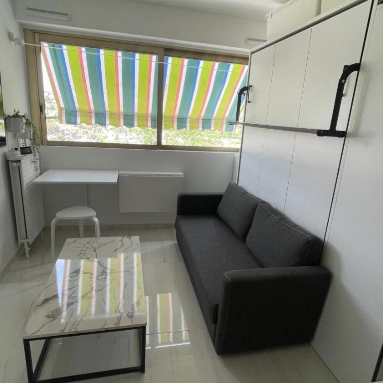 Studio Cannes Marina - One-Bedroom Apartment - 3