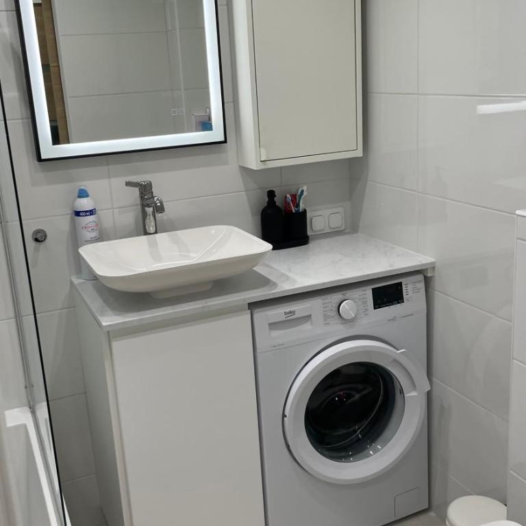 Studio Cannes Marina - One-Bedroom Apartment - 6