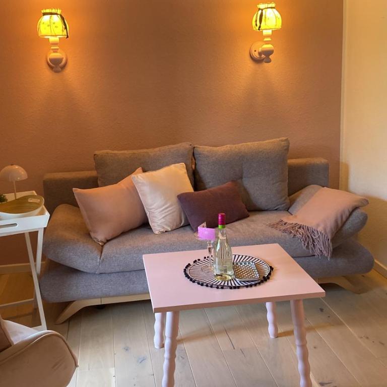 Ferienwohnung Christiane - Steilhofweg / Feuerwehrheimstrasse - Apartment mit 1 Schlafzimmer und Balkon (2 Erwachsene) - 1