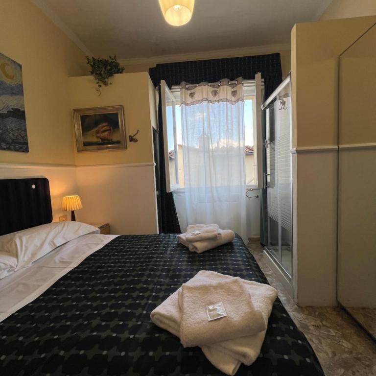 Souvenir Maya - Superior Double Room with Shared Bathroom - 17