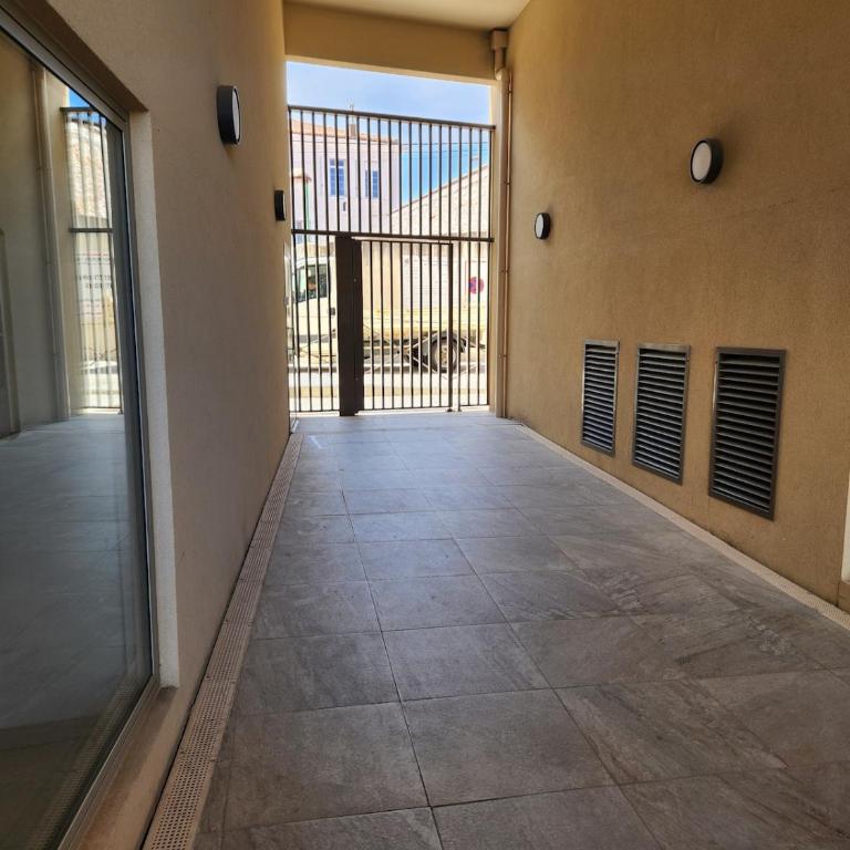 Superbe Appartement - Centre Calvi - Parking privé - Appartement 1 Chambre - 33