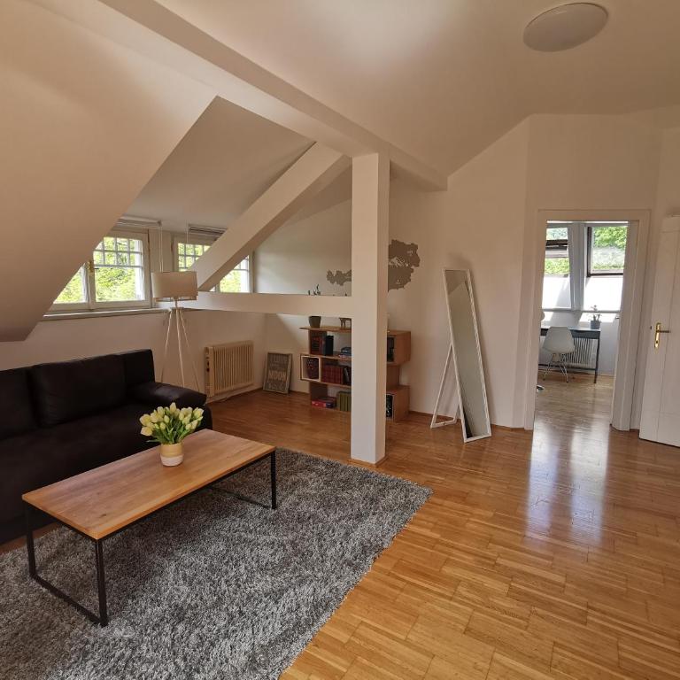 Moderne Dachgeschosswohnung zentral by Seebnb - Apartment mit 1 Schlafzimmer - 13