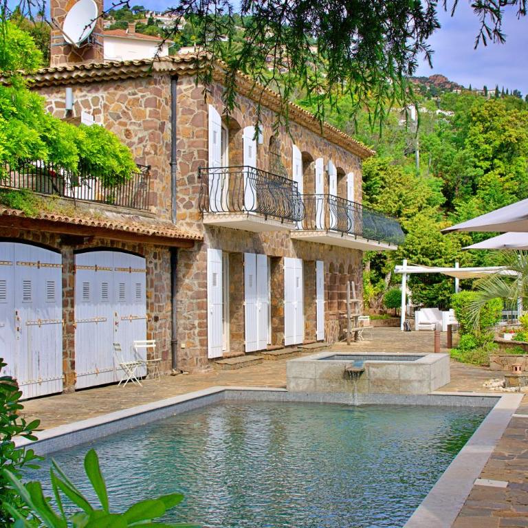 Villa Sasso Forte, swimming pool, jacuzzi and private cove - Villa - 10