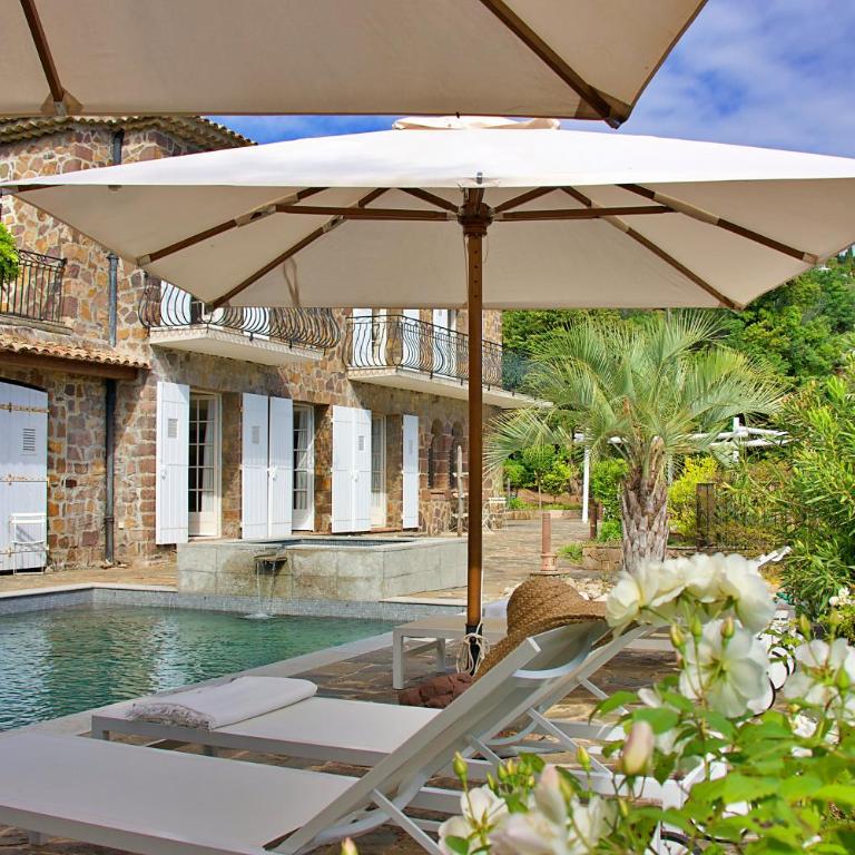 Villa Sasso Forte, swimming pool, jacuzzi and private cove - Villa - 39