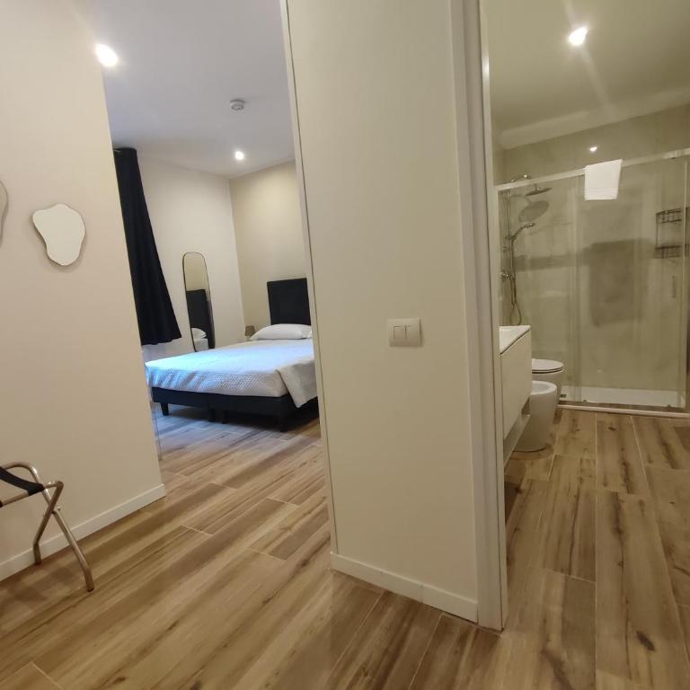 Residenza Maggiore 10 - Affittacamere - Guest House - Double Room with Private Bathroom - 7