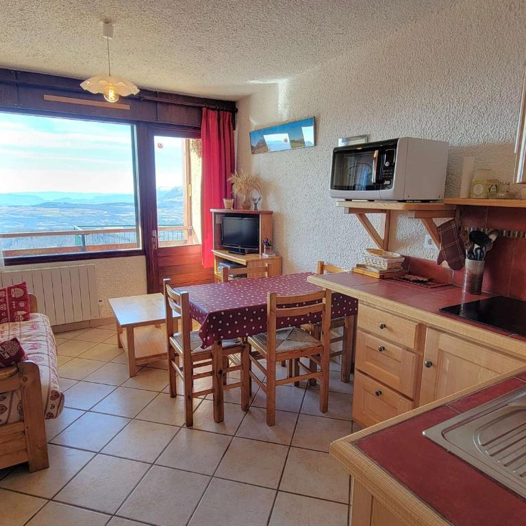 Studio Montagne 4 Pers. avec Balcon à Saint-Michel-de-Chaillol - FR-1-393-142 - Monolocale - 8
