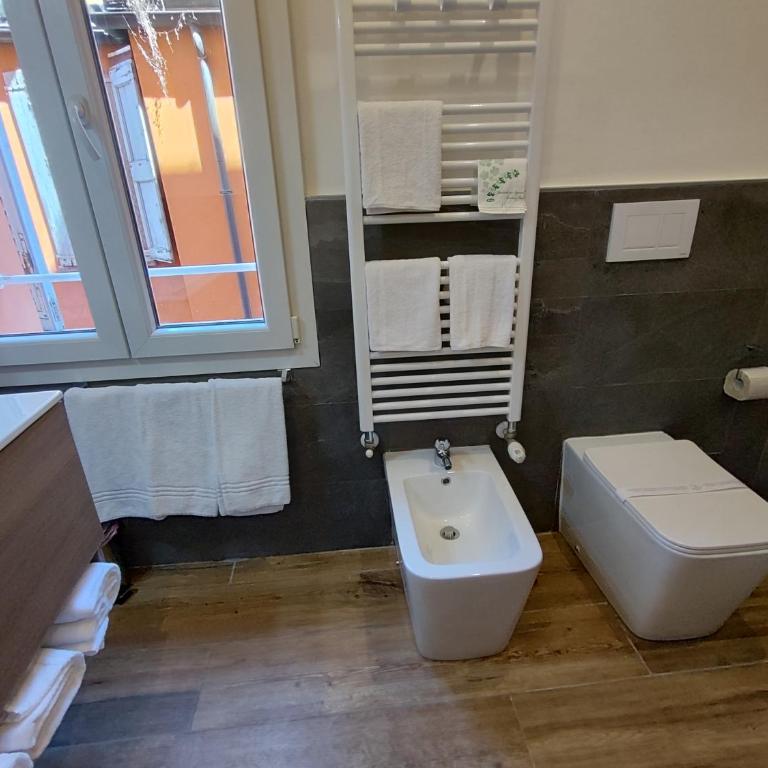 Residenza Maggiore 10 - Affittacamere - Guest House - Triple Room with Private Bathroom - 10