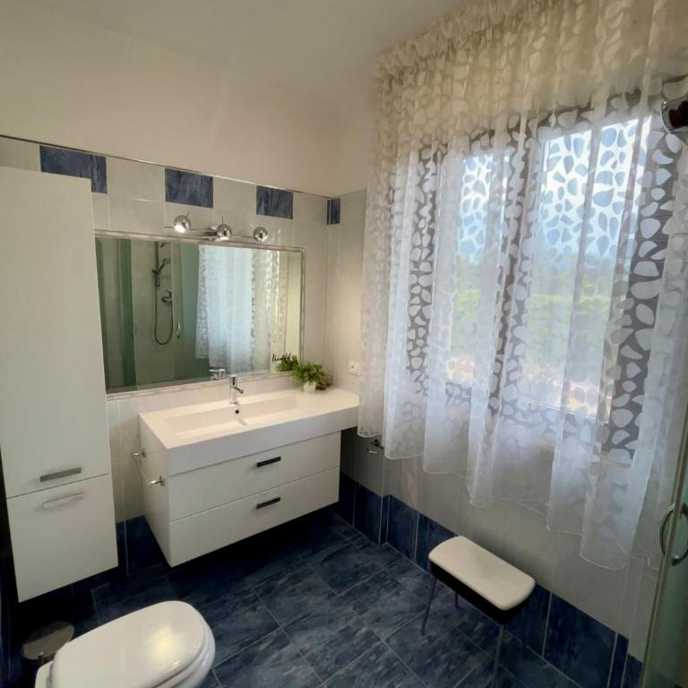 Casa Titti in AREZZO - Three-Bedroom Apartment - 8