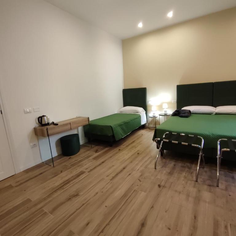Residenza Maggiore 10 - Affittacamere - Guest House - Triple Room with Private Bathroom - 14