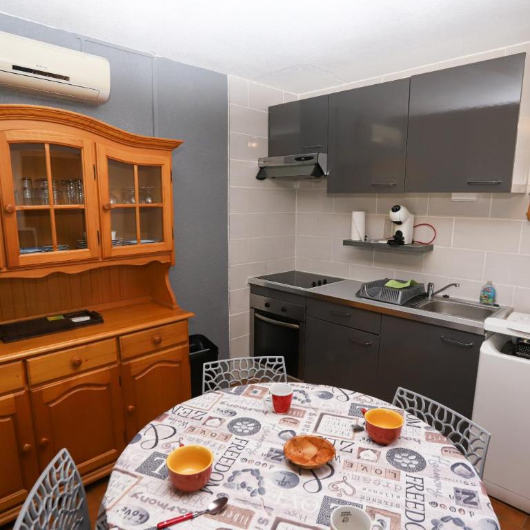St Cyprien Maison 4p avec grande terrasse et jardin clos - Villa - 10