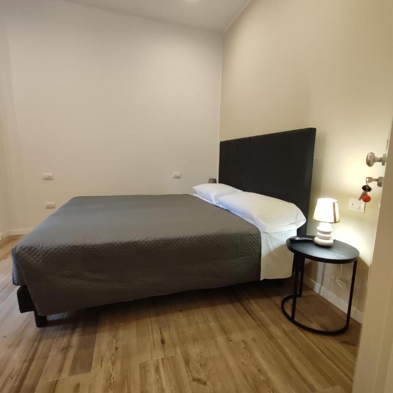 Residenza Maggiore 10 - Affittacamere - Guest House - Double Room with Private Bathroom - 4