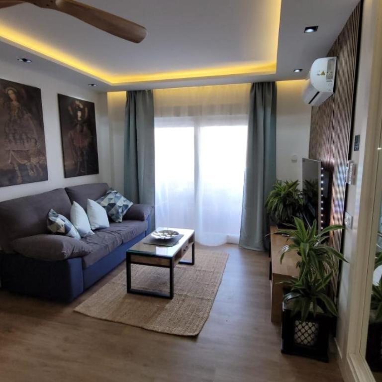 Estudio centro Torremolinos Down town - Apartamento de 1 dormitorio - 35