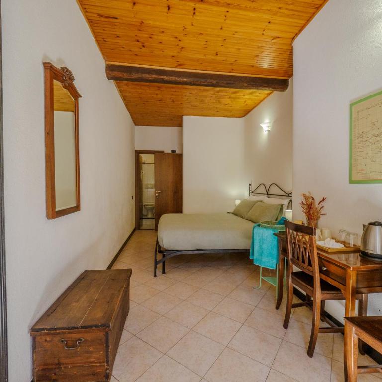 Macaia Village Life Room with AC #2 - Double Room - 4
