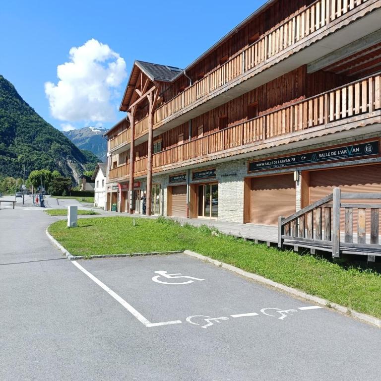 Panorama Majestueux Grand Espace & Vue Montagne - Appartement - 44