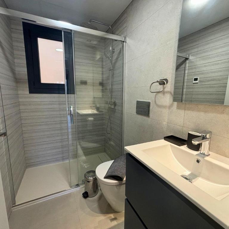 Mediterranean Gardens - Two-Bedroom Family Apartment - 7
