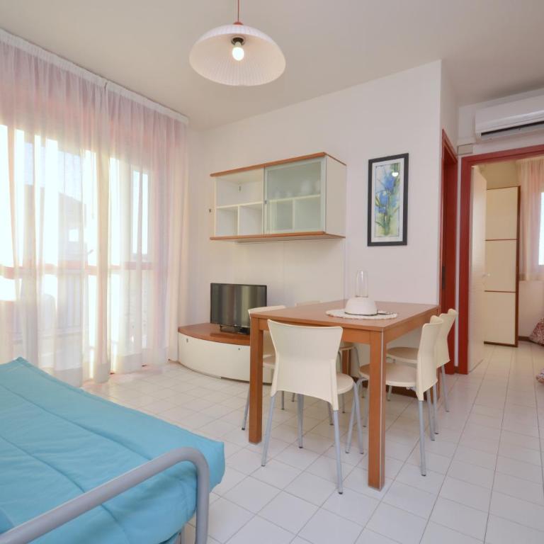 Appartamenti Urano - Appartamento con 2 Camere da Letto - 1