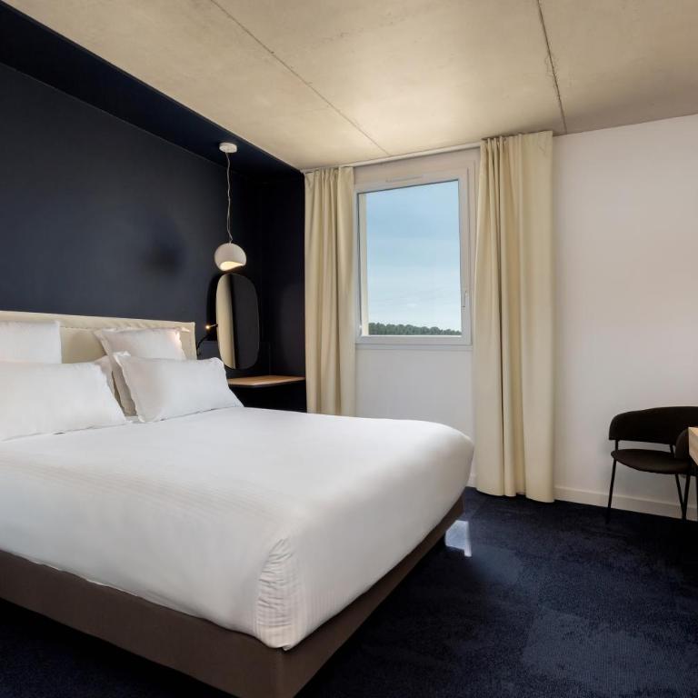 Golden Tulip Hotel & Rooftop Martigues Provence - Standard Zimmer mit 1 Queensize-Bett - 2