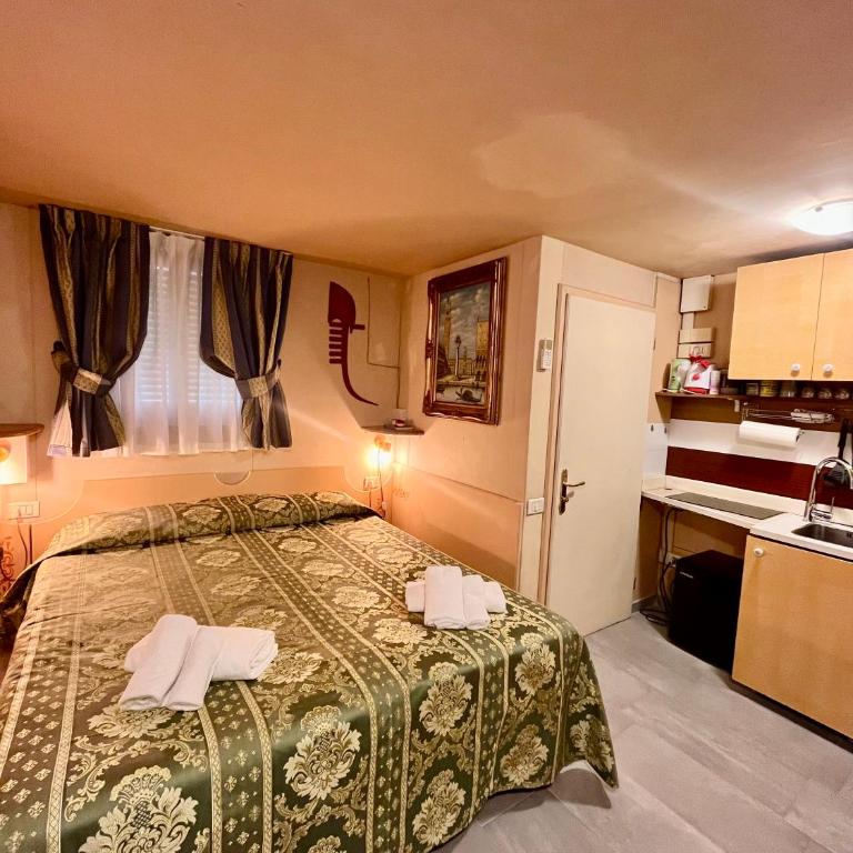 San Marcuola - Central private room in Venice - Monolocale Standard - 16