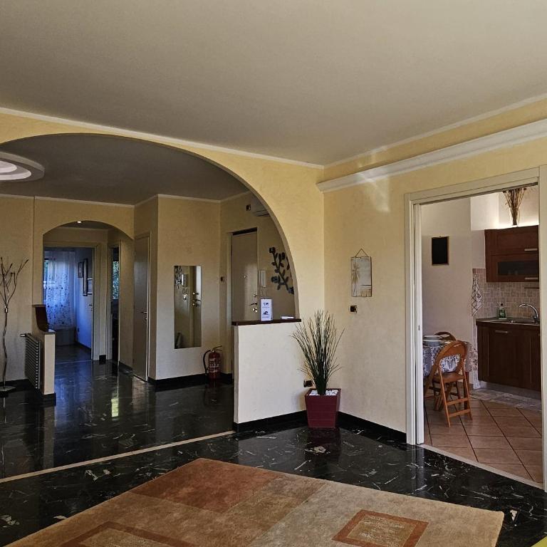 Oasi di Pace by Holiday World - Appartamento con 2 Camere da Letto e Balcone - 10