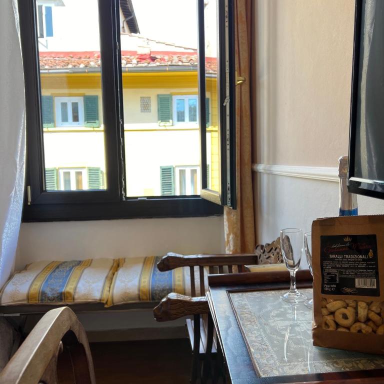 Souvenir Maya - Double Room with Shared Bathroom - 8