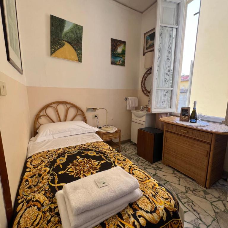 Souvenir Maya - Single Room with Shared Bathroom - 7