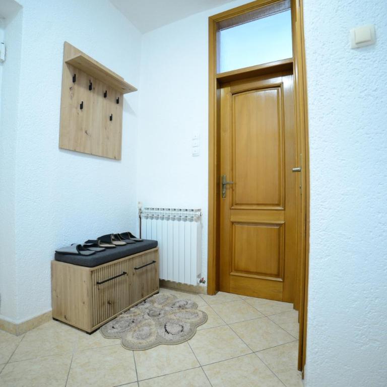 Apartman Nur - Three-Bedroom Apartment - 26