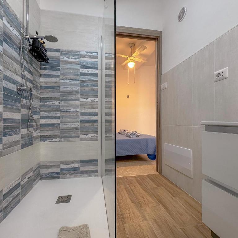 49 Sea Rooms - Guesthouse by Host Hero - Camera Matrimoniale - 5
