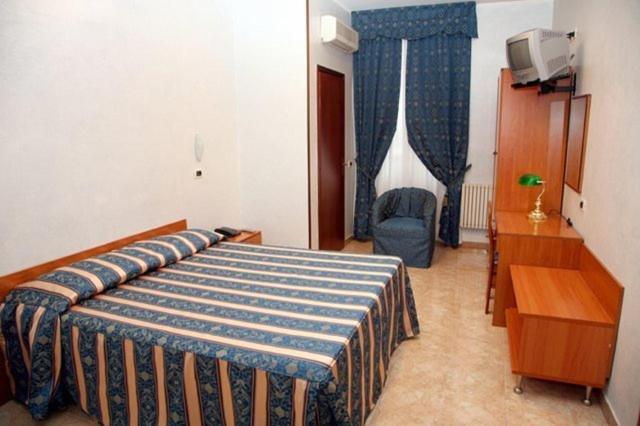 Hotel Nizza - Camera Matrimoniale/Doppia con Letti Singoli - 1
