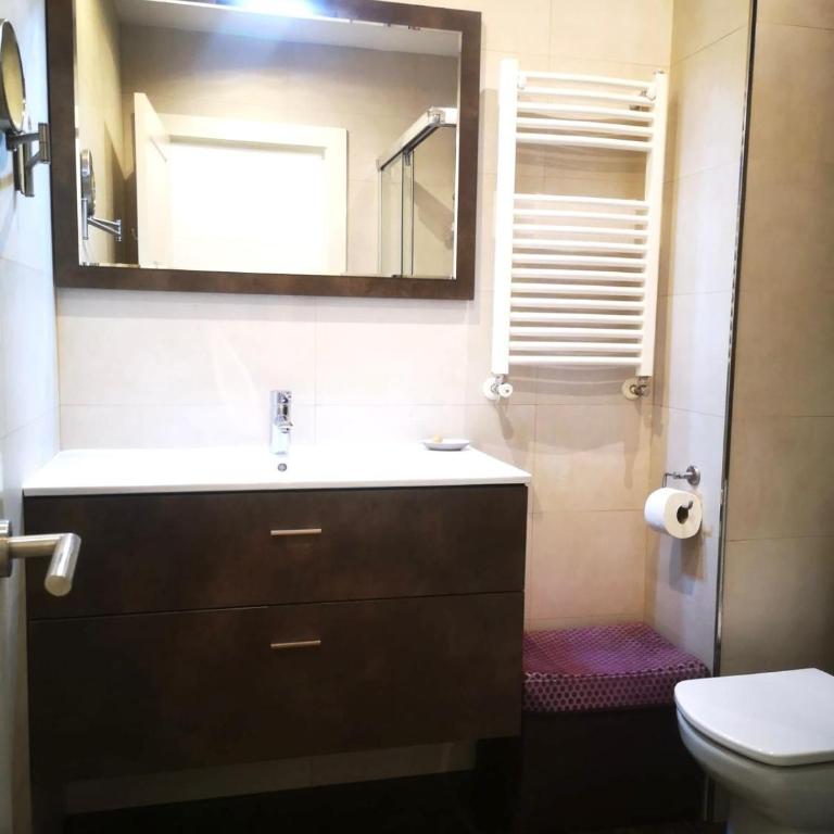 Piso en Bilbao centro - Three-Bedroom Apartment - 5