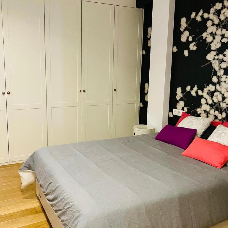 Piso en Bilbao centro - Three-Bedroom Apartment - 8