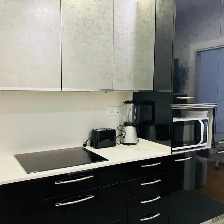 Piso en Bilbao centro - Three-Bedroom Apartment - 10