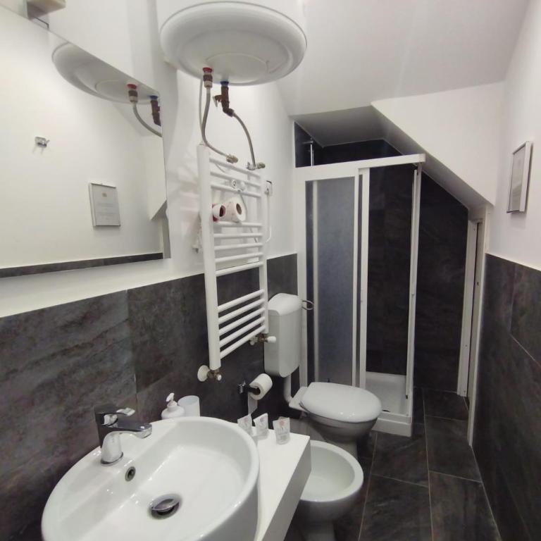 Fiore di Loto Rooms - Camera Matrimoniale Deluxe con Balcone - 23