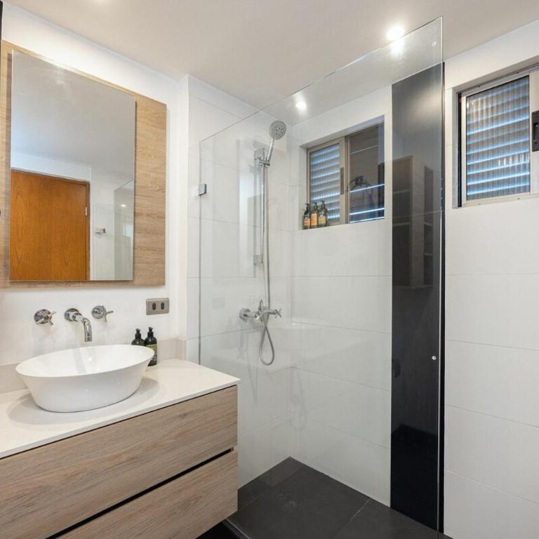 Cómodo y recién remodelado apto de 2 habitaciones cerca a Provenza - Two-Bedroom Apartment - 23