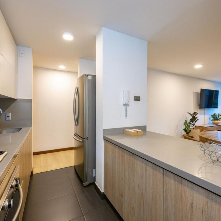 Cómodo y recién remodelado apto de 2 habitaciones cerca a Provenza - Two-Bedroom Apartment - 14