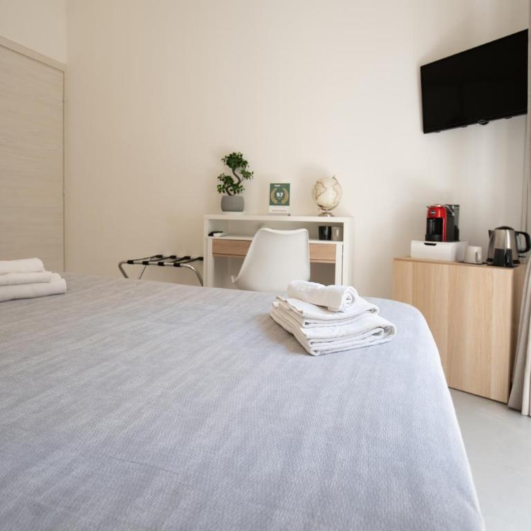 Lighthouse Apartment - Two-Bedroom Apartment - 37