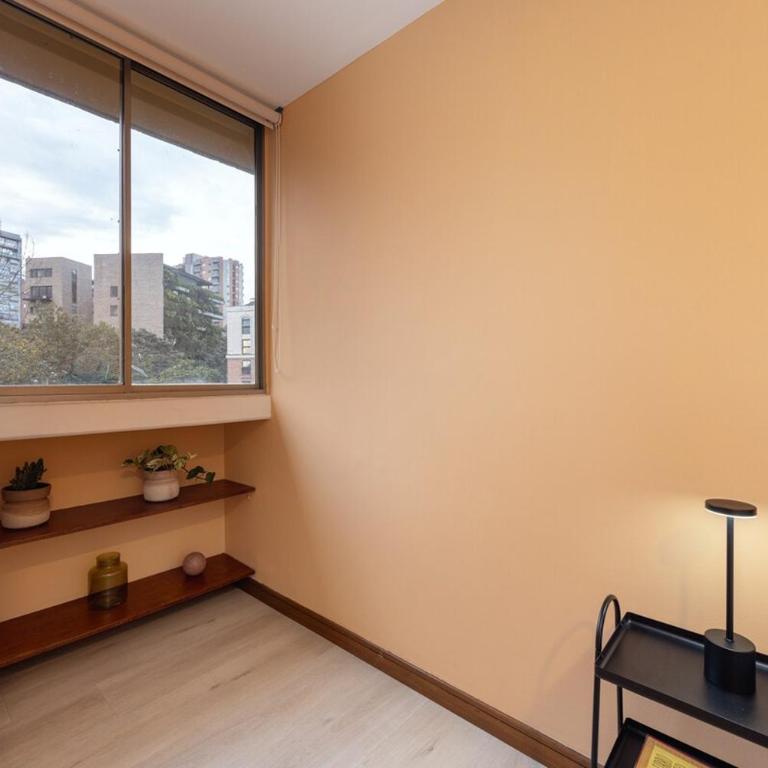Cómodo y recién remodelado apto de 2 habitaciones cerca a Provenza - Two-Bedroom Apartment - 36