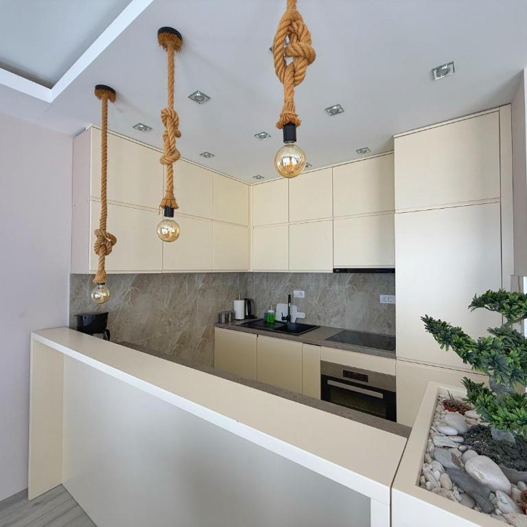 Apartmani Avanti Becici - Apartment with Sea View - 11