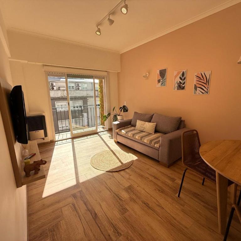 Moderno departamento 2 ambientes en zona Centro - Apartamento de 1 dormitorio - 18